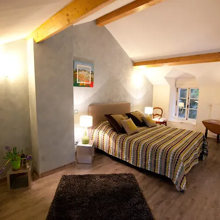 Guest house Manoir D'orbe 3*